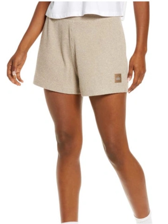 ALO Yoga Pants - Alo Yoga Muse Ribbed Shorts In Gravel Heather